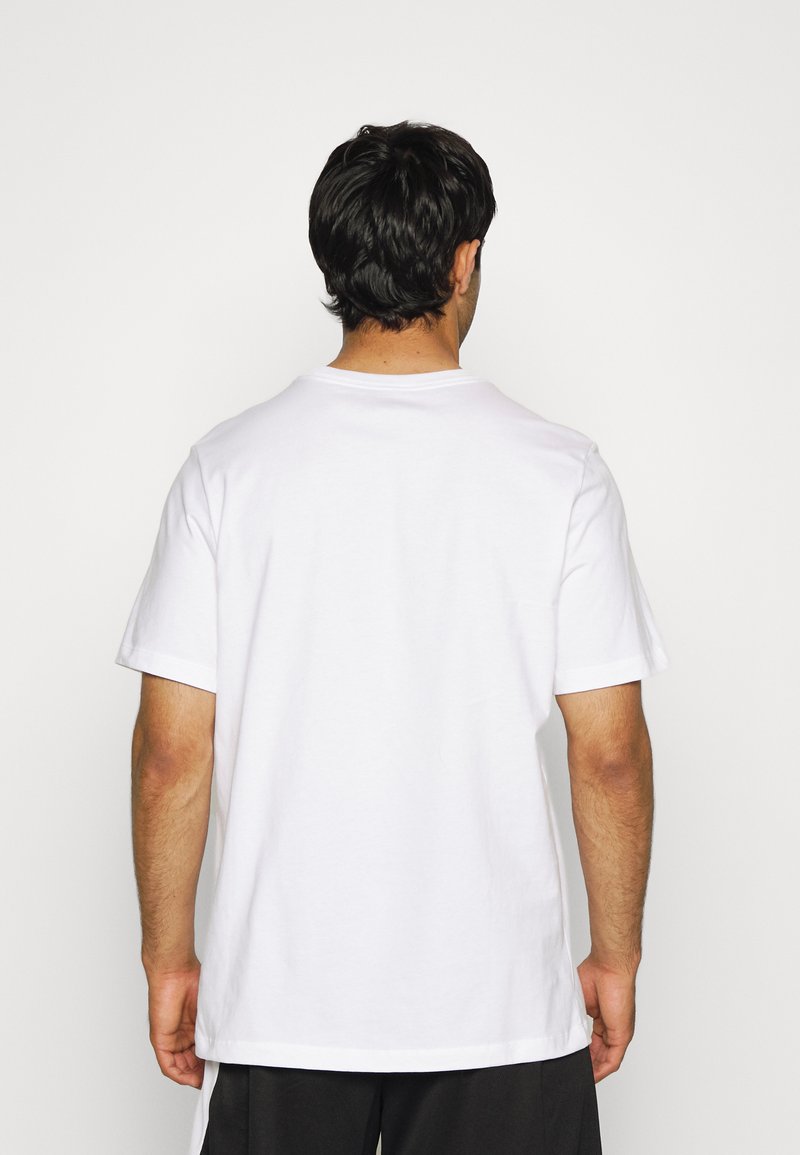 Herren Shirts | Nike Performance LEBRON JAMES TEE T-Shirt print white/weiß - JH33063 Herren Shirts | Nike Performance LEBRON JAMES TEE T-Shirt print white/weiß - JH33063
