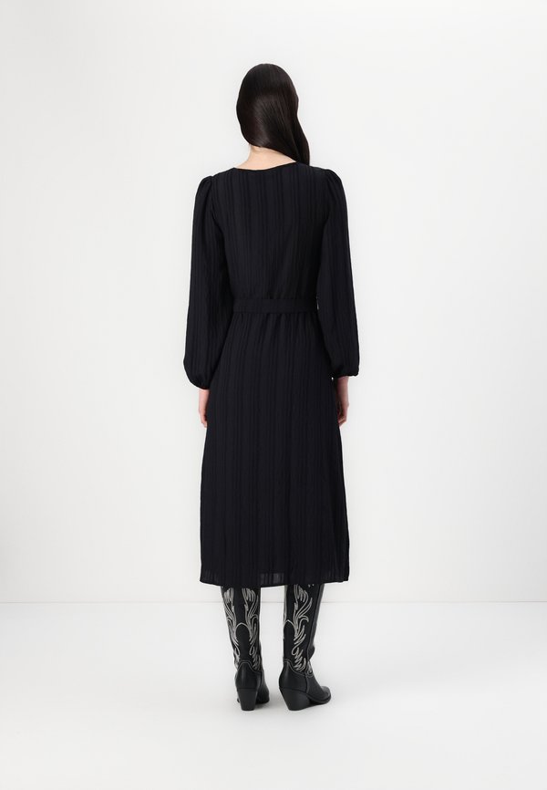 VILUMINA  MIDI DRESS - Day dress3