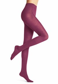 Unselected, red plum 