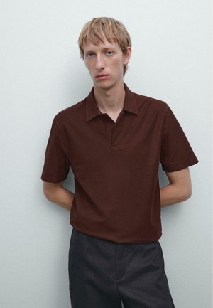 TEXTURED WITH HIDDEN BUTTON  - Polo - bordeaux