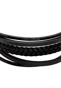 Zwarte gevlochten leren armband met gladde en gestructureerde stroken, met een combinatie van ronde en platte ontwerpen.