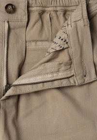Pepe Jeans Kelnės - dark stone beige