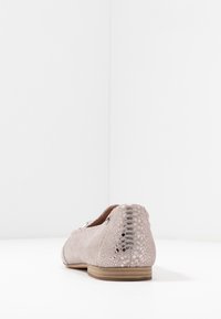 Tamaris Slipper - dune