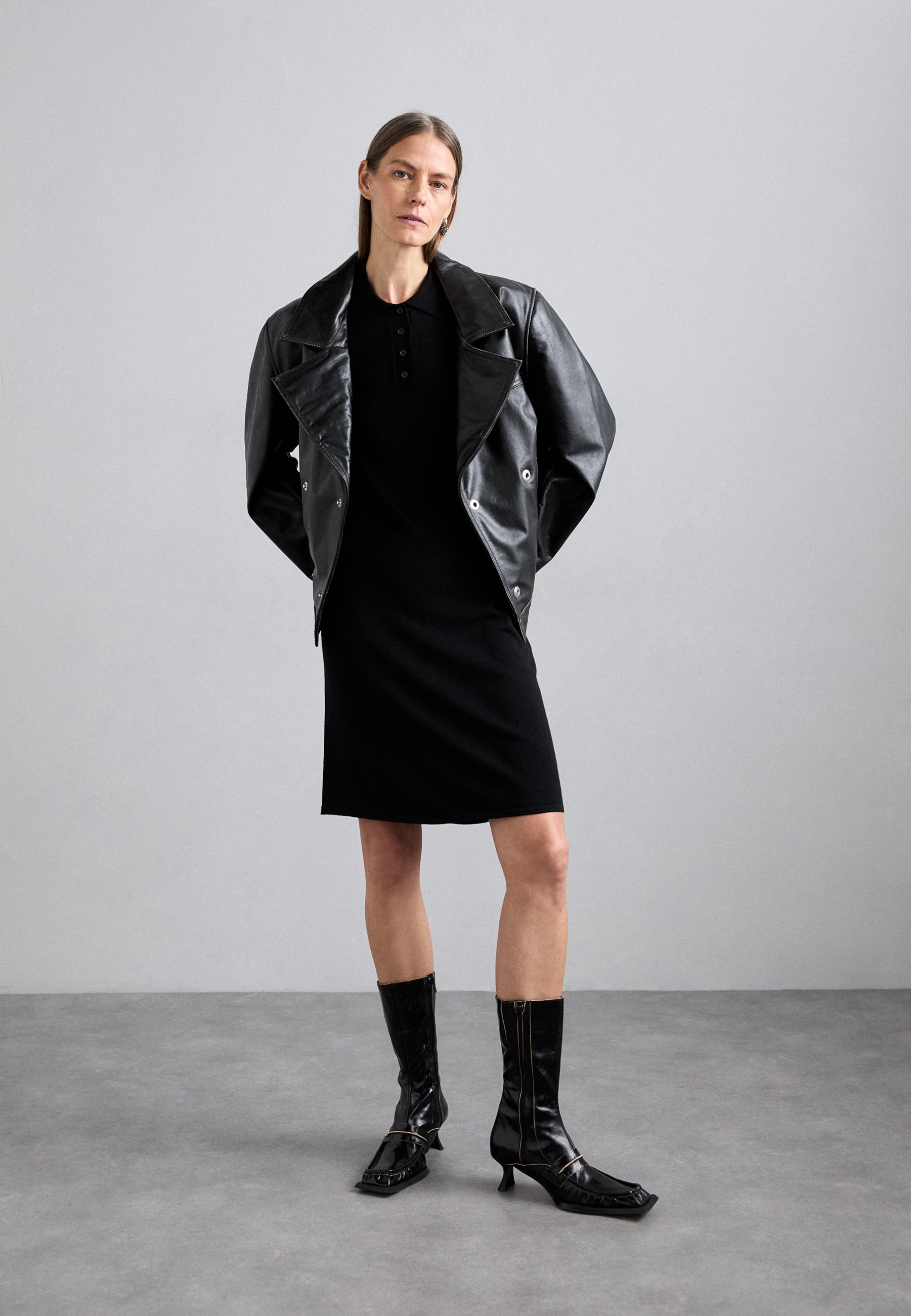 【関税込み】Miista ブラック Halle ブーツ Halle Black Tall Boots | Miista