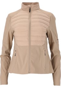 Beige isolerad jacka med kviltad front, släta ärmar, hög krage och slutna fickor. Har en strömlinjeformad design med en figurnära passform.