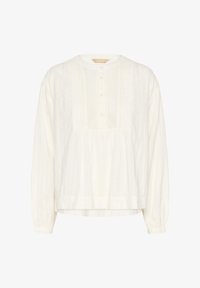 Unselected, spring gardenia