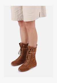 Não selecionado, tan