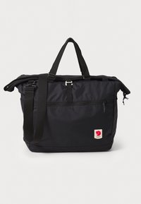 Vald, black