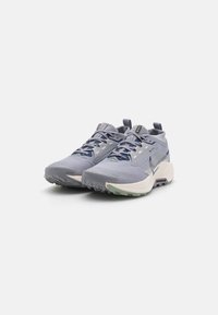Nike Performance Zapatillas de trail running - grey