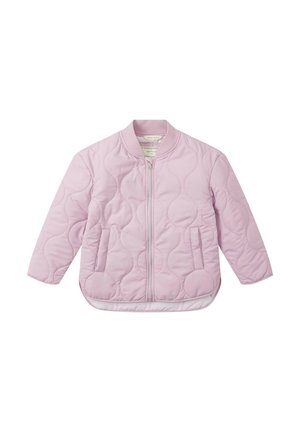 Veste matelassée rose clair avec fermeture éclair devant, col côtelé, manches longues et deux poches avant, conçue pour un usage décontracté.