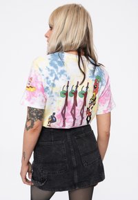 Paradiso Clothing THE BEATLES YELLOW SUBMARINE HEADS & APPLE BONKERS - Print T-shirt - white