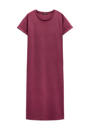 Ciemnoczerwona sukienka T-shirt z miękkiej dzianiny jersey. Posiada krótkie rękawy, okrągły dekolt i prostą sylwetkę. Bez wzorów ani ozdób.