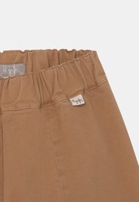 Il Gufo TROUSERS - Kalhoty - beaver brown