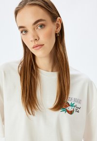 Koton Camiseta estampada - beige