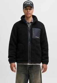 Jack & Jones JJESOHO TEDDY  NOOS - Fliisjakk - black