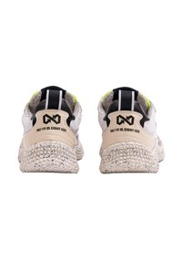 ID.EIGHT HANA APPLE - Sneakers basse - White Crinkle
