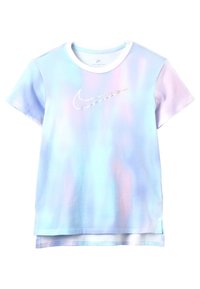 Camiseta de tie-dye azul claro con un logo blanco de Nike en el pecho. Mangas cortas y un corte relajado, adecuada para uso casual.