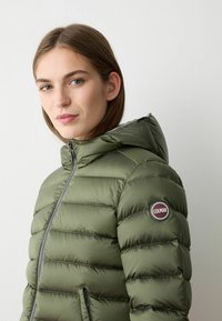 Colmar Originals WITH ATTACHED   - Pūkinė striukė - olive