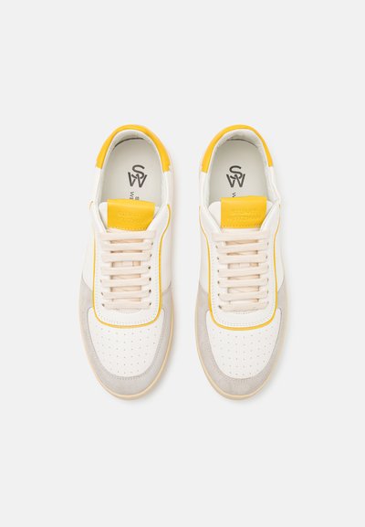 Stuart Weitzman DERBY - Treniņu apavi - light grey/white/yellow