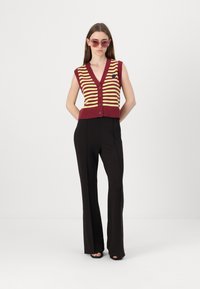 Marimekko JUHLA TASARAITA - Colete - winered/yellow/blue/coral