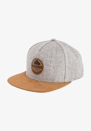 Harmaa kangaskoppa, jossa on ruskea mokkanahkavisori, etuosassa ympyränmuotoinen ruskea läppä, jossa on "BLACKSKIES"-logo. Kuusipalainen malli, teksturoitu materiaali.