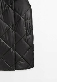 Massimo Dutti Weste - black