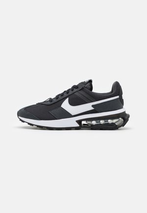 Nike Sportswear, Baskets basses - black