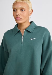 Nike Sportswear Φούτερ - vintage green/sail