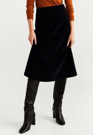 Falda acampanada - black