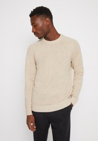 Selected Homme - SLHNEWCOBAN CREW NECK - Maglione - kelp Immagine in miniatura 1