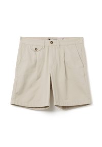 Bermudas caqui hechas de una tela ligera, con dos bolsillos frontales, un cierre de botón y un diseño con pliegues.