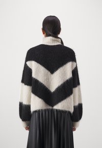 Cras WORLDCRAS - Džemperis - buttercream/black