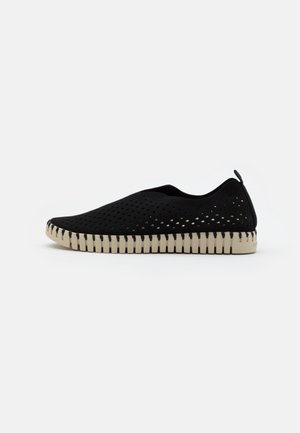 Ilse Jacobsen Slip-ons - black