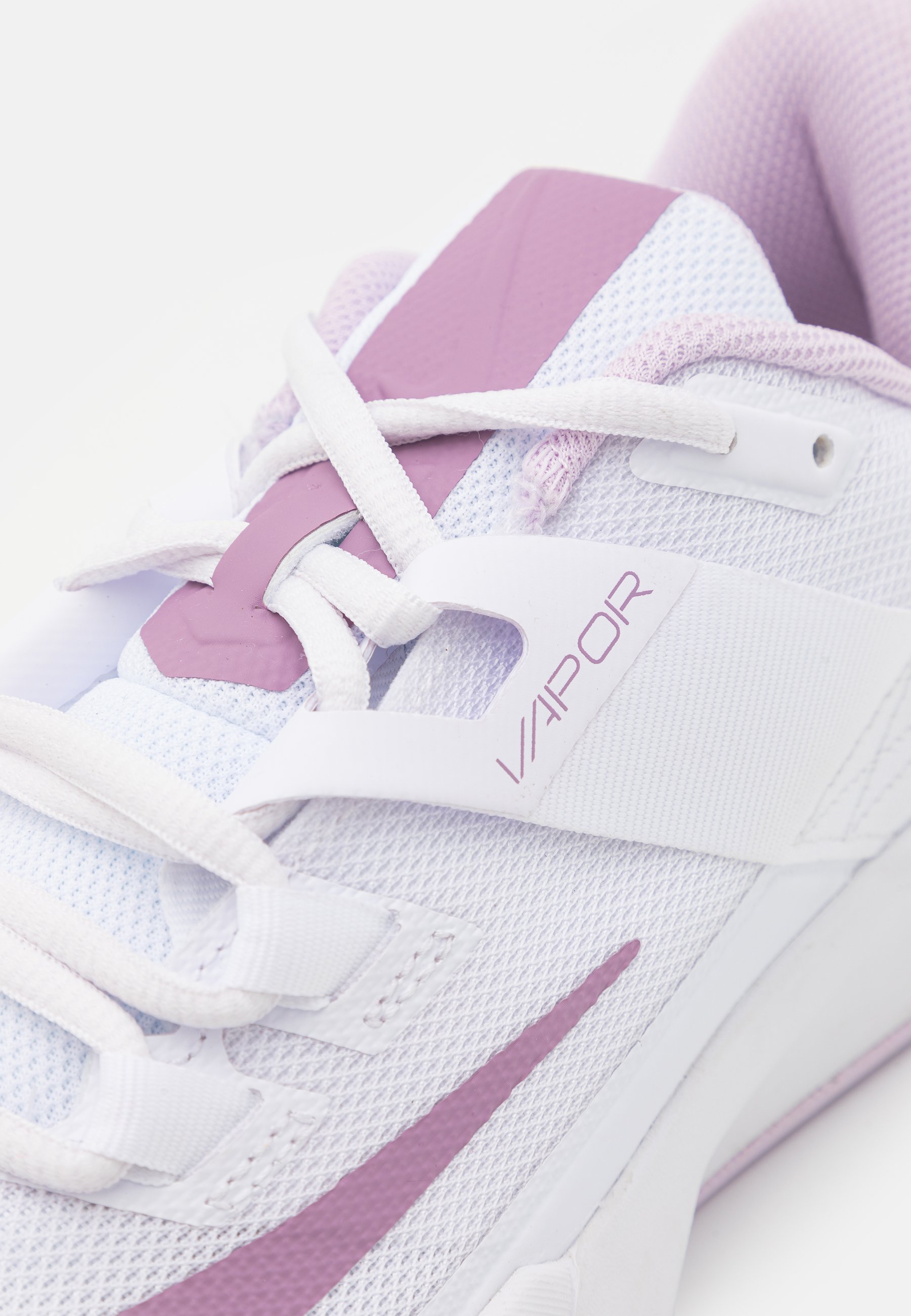 Nike Performance COURT VAPOR LITE - Zapatillas de tenis para todas las  superficies - white/amethyst wave/doll/blanco - Zalando.es