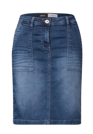 Gonna in denim blu scuro con tasche frontali e dettagli cuciti. Forma dritta, lunghezza al ginocchio con chiusura a zip e bottone.