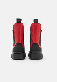 GANT PREPNOVO - Platform ankle boots - red/black