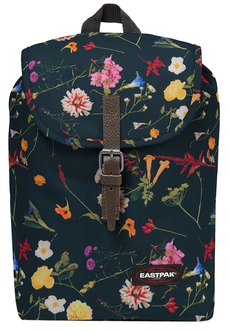 eastpak casyl black plucked