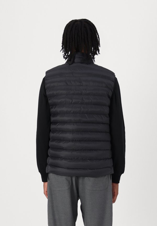 CORE PACKABLE VEST - Waistcoat3