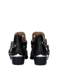 befree MILAN-018 - Botines bajos - black