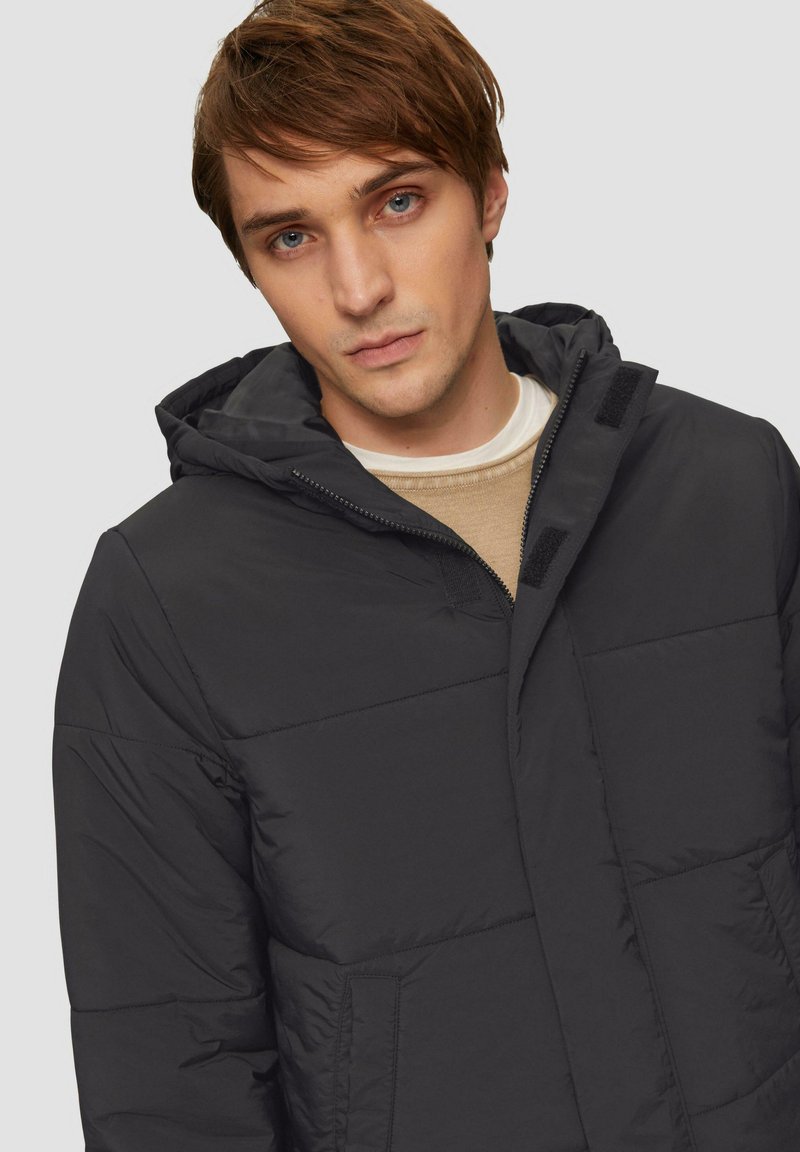 QS Winterjacke schwarz