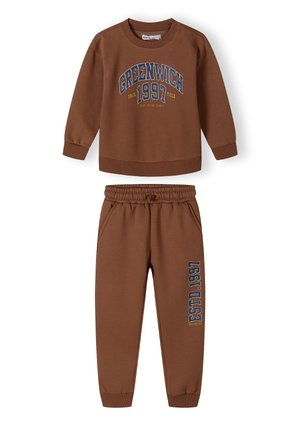 CREW NECK AND JOGGERS SET - Melegítő - camel