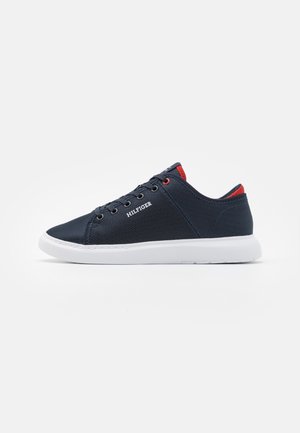 Sneakersy niskie