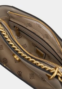 Guess Skuldertasker - beige