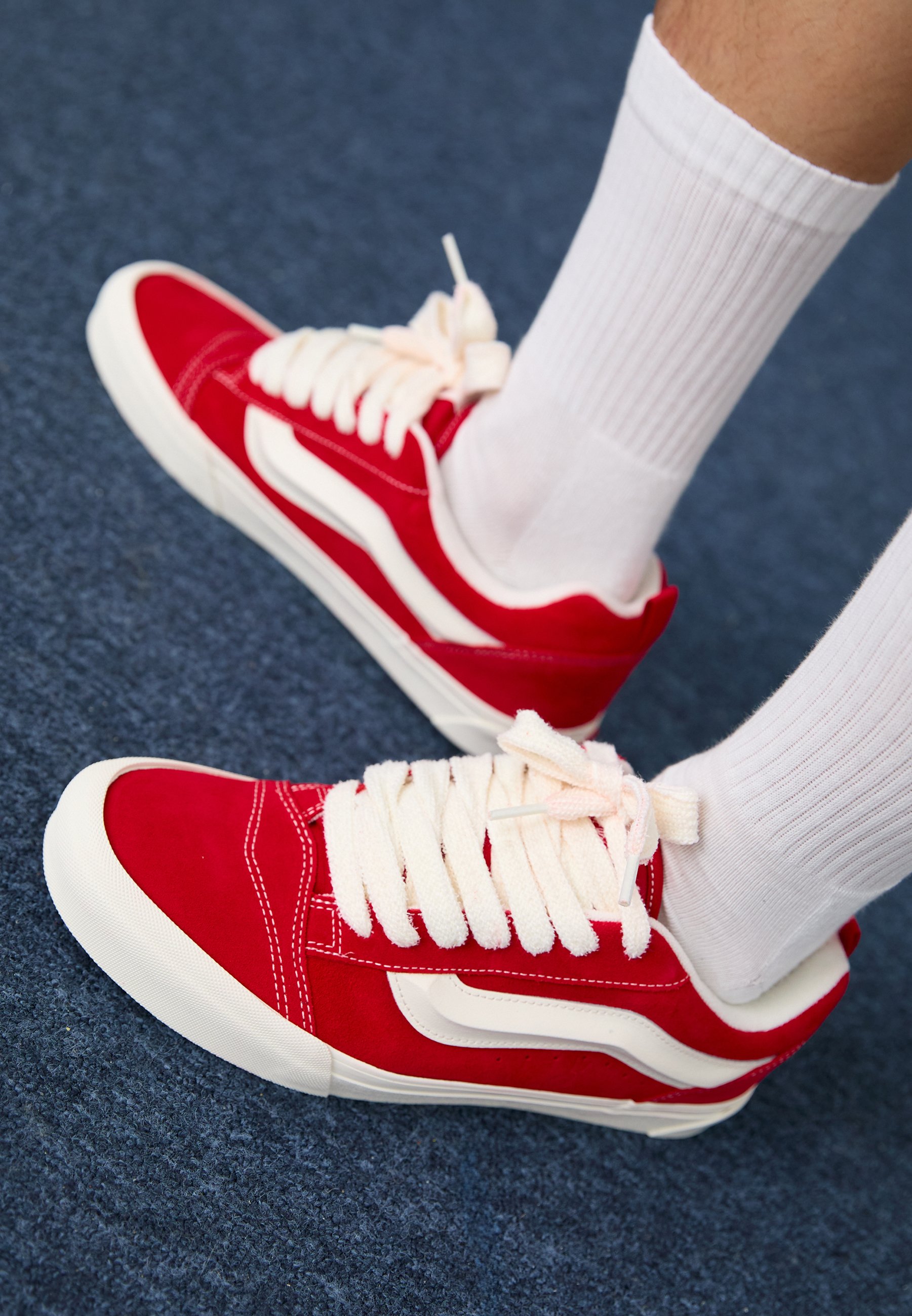 Vans KNU SKOOL - Sneakers - bop/racing red/marshmallow/rød