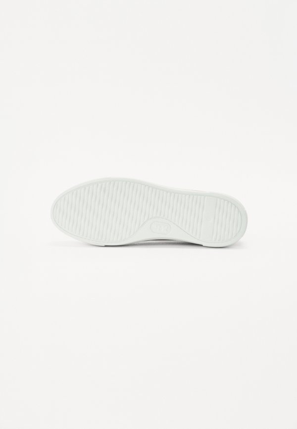 FIX - Trainers - rosa nude4