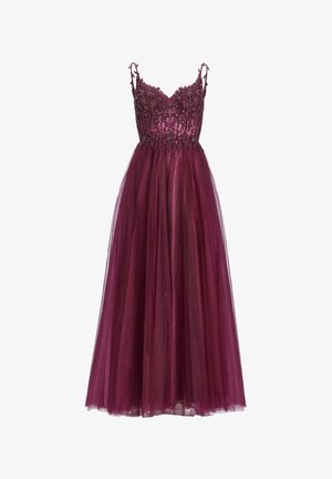 Burgundy evening gown featuring a fitted bodice with floral bead embellishments and a flowing tulle skirt. Adjustable straps complete the design.