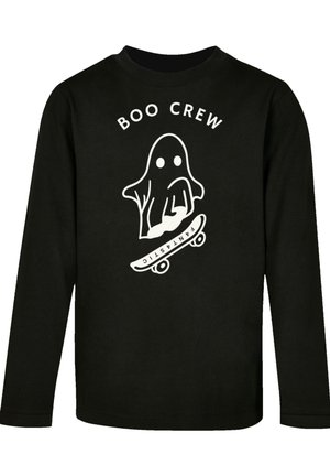 Zwart shirt met lange mouwen met een witte afbeelding van een spook op een skateboard, met "BOO CREW" erboven en "FANTASTIC" op het skateboard.