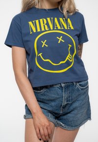 Paradiso Clothing NIRVANA FLOWER SNIFFIN - Print T-shirt - blue
