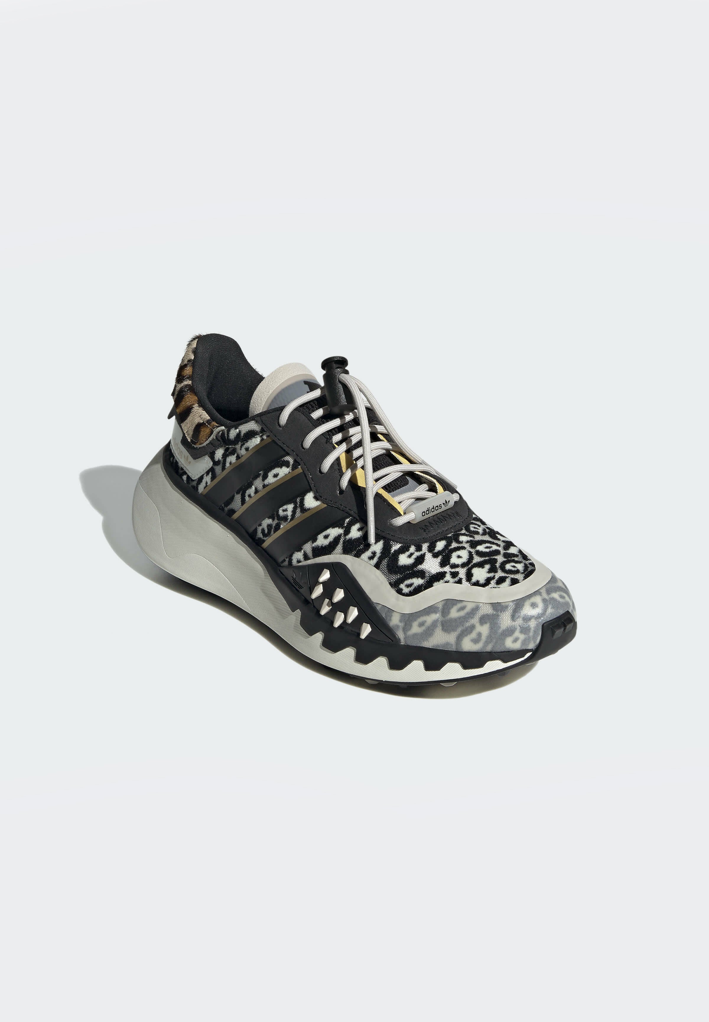 adidas choigo leopard