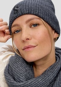 s.Oliver Beanie - grau meliert